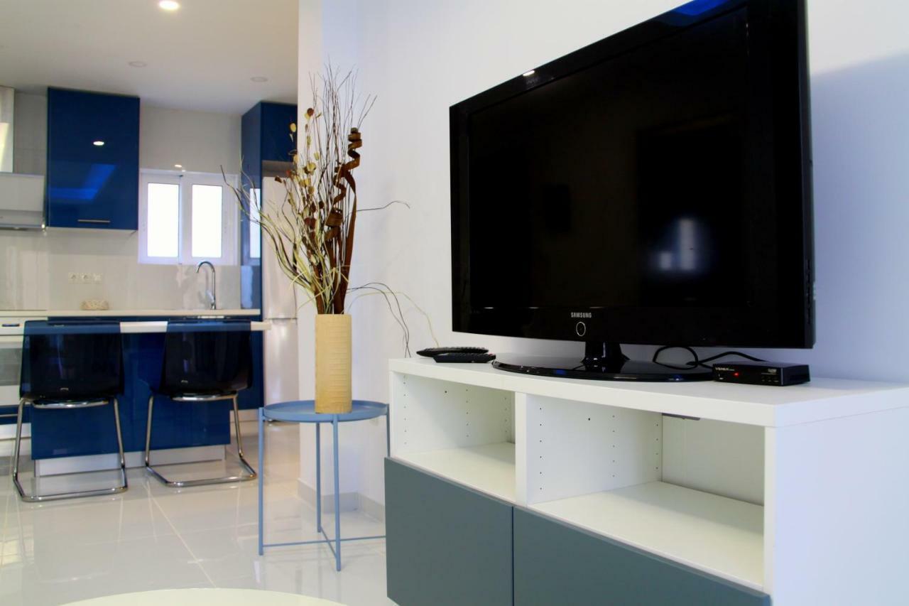 Thiseos 319. Beautiful Apartments Near The Cultural Center Of The Capital. Athene Buitenkant foto
